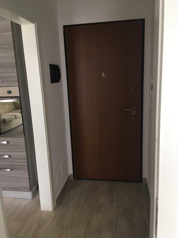 Bruka Apartaments Shëngjin Buitenkant foto