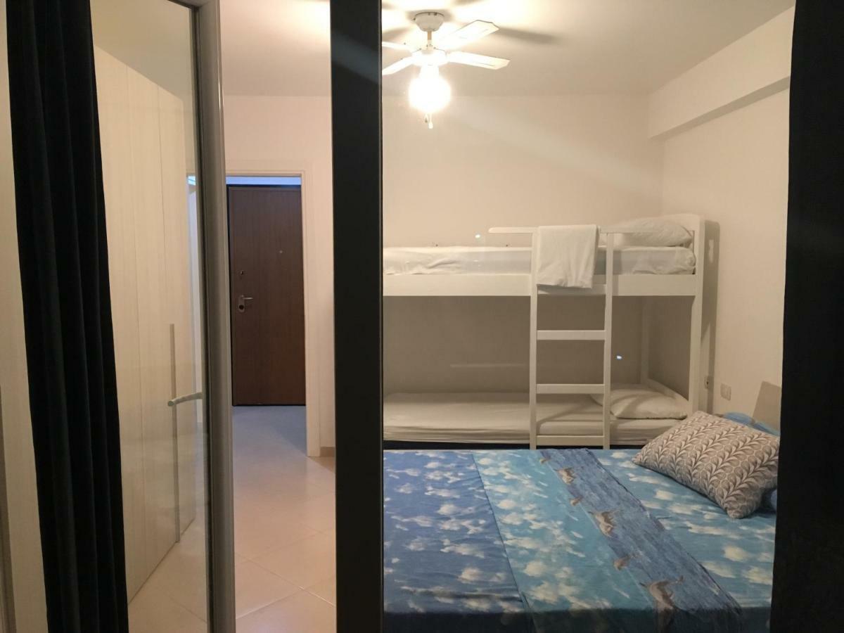 Bruka Apartaments Shëngjin Buitenkant foto