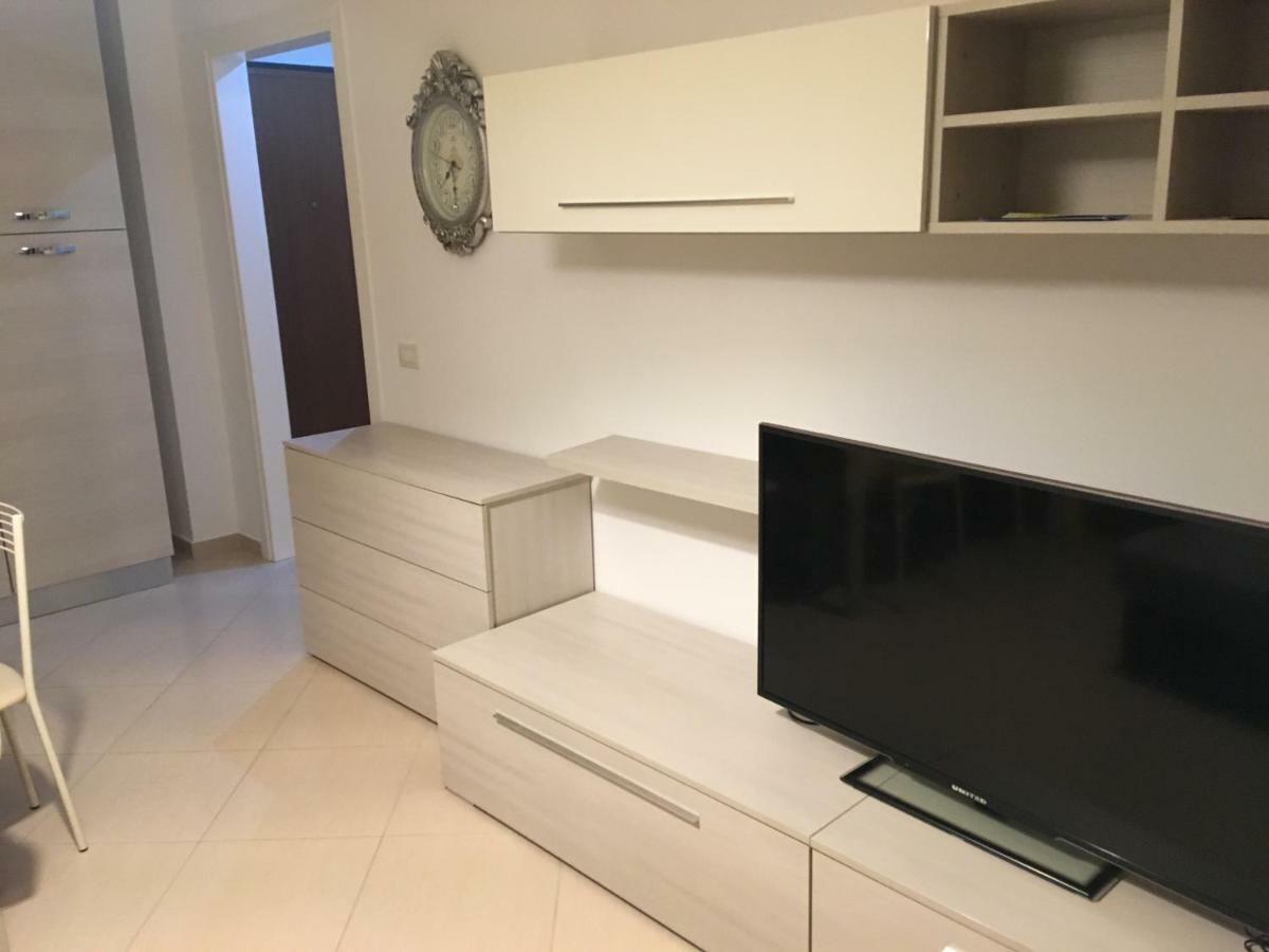 Bruka Apartaments Shëngjin Buitenkant foto